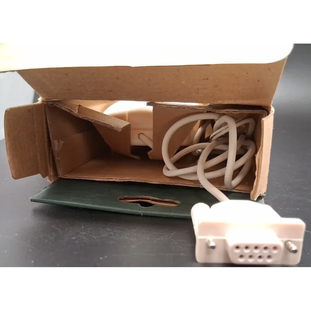 3 Button Mouse Windows and DOS Compatible NIB‎